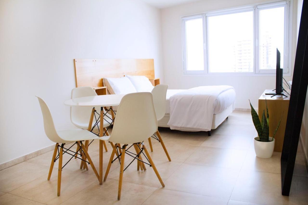 Corrientes Premium Con Desayuno Appartement Bahía Blanca Buitenkant foto
