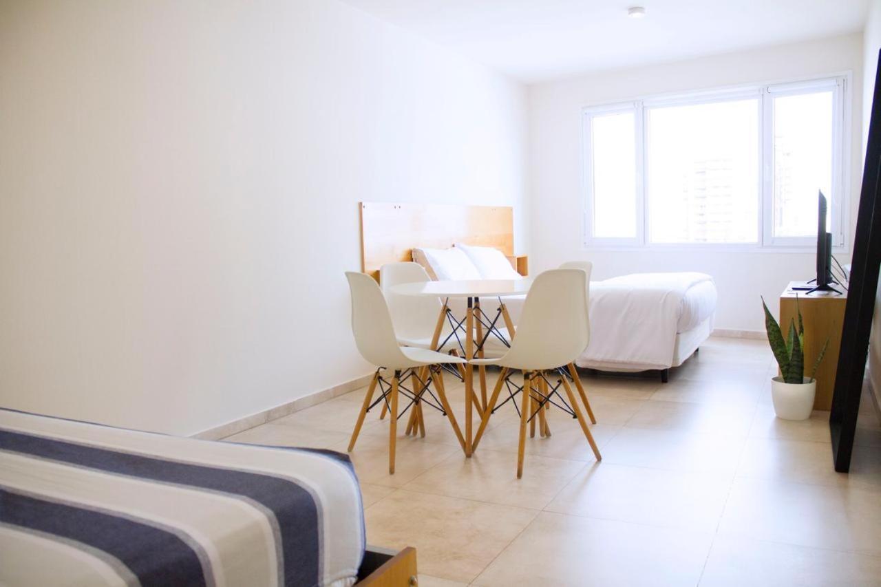 Corrientes Premium Con Desayuno Appartement Bahía Blanca Buitenkant foto